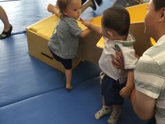 -乐融婴幼儿成长中心(四季青校区)