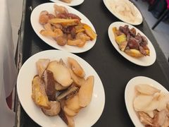 -天宜隆蘑菇宴火锅(石景山旗舰店)