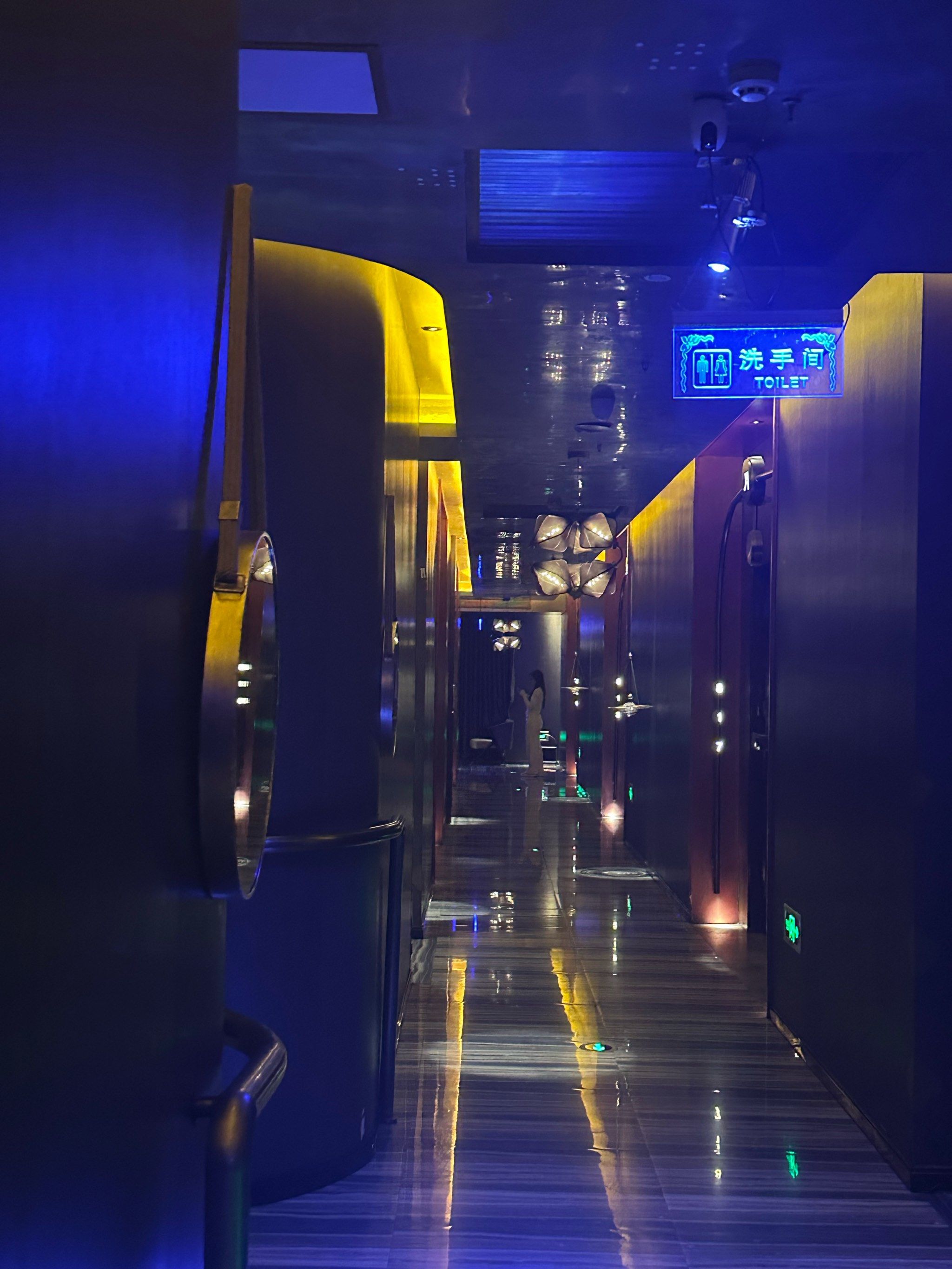 n
12. 索拉古贝义乌北苑店