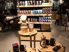 大堂-星巴克臻选(国贸商城首店)