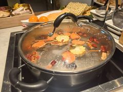 -尚尚仙·酸汤猪手·猪肚鸡火锅(华联万柳购物中心店)