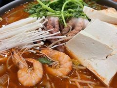 -青瓦餐厅·生鱼片·韩园烤肉(西塔店)