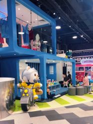 -MINI MARS KIDS CLUB亲子家庭中心(长宁天山店)