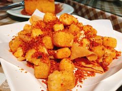 -新大咀港式茶餐厅(宝山万达店)
