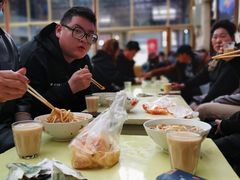 -老光明岗琼甜茶馆