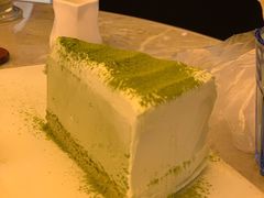 -必胜客(WOW中心城店)