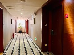 -梅州万达广场华美达酒店