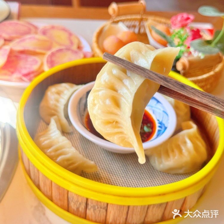 吃货们，今天带你们探索云南的宝藏地—吃菌客！