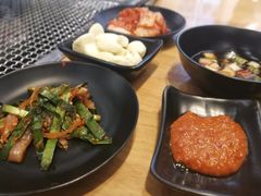 -肉甲韩国木炭烤肉(新壹街1店)
