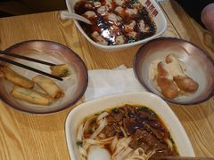 -双燕楼·手工馄饨·汤面小吃(世纪汇店)