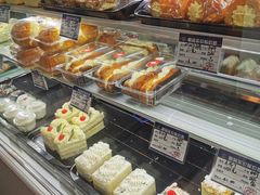 -白玉兰食品(中山公园龙之梦店)