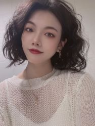 -BULB STUDIO 巴柏明星发型工作室