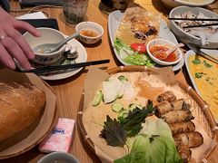 -大头虾越式风味餐厅(光明广场店)