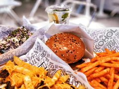 -TRIPS BURGER(大钟寺店)