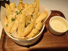 -阿妮叶李(光谷世界城店)