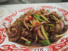 -江城燕子大排档(江汉路步行街店)