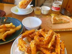 -鹤乡东北菜(崮山路店)