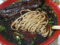 -小龙大肉面馆