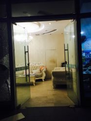 -荟草堂专业祛斑祛痘