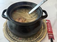 -老火大骨头汤馆