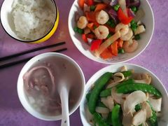 -乐禧母婴全自营月嫂(宝山店)