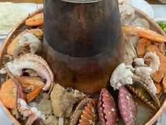 -一口猪海鲜浑锅·东北家常菜