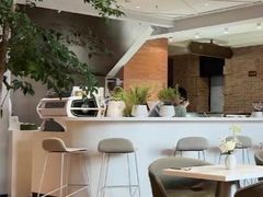 -潮一不贰·法式甜品·生日蛋糕·西式简餐(外滩店)