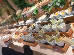 -雍和会海鲜姿造自助(湖东路店)