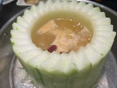 -得意咚瓜·顺德鱼生·冬瓜火锅(深圳首店)