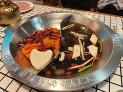 -土货重庆火锅(罗斯福广场店)