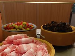 -龍歌自助小火锅(市南金茂湾店)