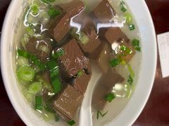鸭血汤-三两春(浦三路店)