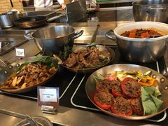 -圣丰索菲特·2 On 988 Café 自助餐厅