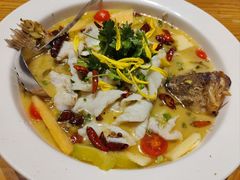 -花溪雨·森林餐厅(石基店)