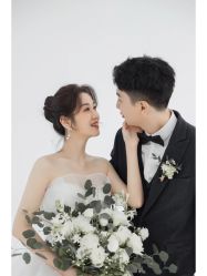 -索菲亚婚纱摄影