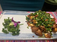 -香巴拉云南餐厅(华莱坞店)