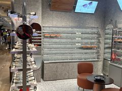 -MUJOSH木九十眼镜(月星环球港B1店)