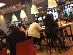 大堂-肯德基(汤逊湖店)