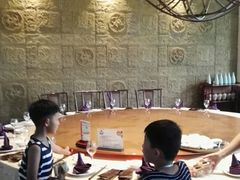 大堂-金稼园·金平湖农家菜