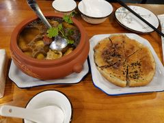 丽江粑粑-小厨子私房菜·云南美食店