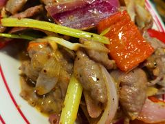 黄芥末酱炒牛肉-乾坤饭店