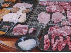 -肉甲韩国木炭烤肉(新壹街1店)