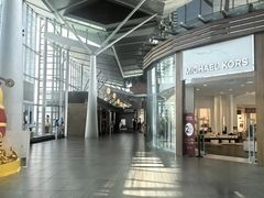 -东荟城名店仓