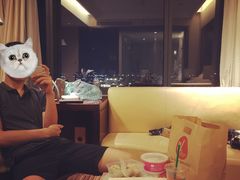 -上海龙之梦万丽酒店