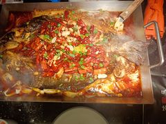 清江鱼-鸣记脆皮烤鱼·海鲜烤鱼(亿合城店)