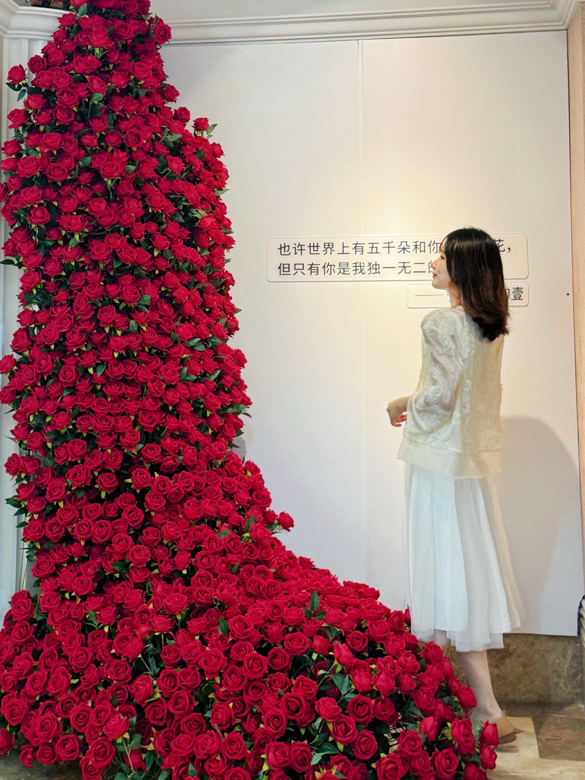 走亲戚,顺便和表妹一起来壹加壹做个m22～
独栋大楼看着就很高大上