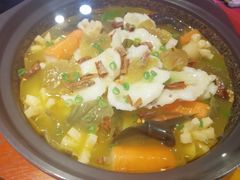 -周鱼小馆石锅酸菜鱼(活力汇店)