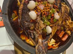 -鸣记脆皮烤鱼·海鲜烤鱼(三八广场店)