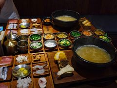 -银米·云南传统过桥米线(双廊黑金冠店)