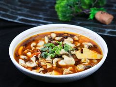 煳辣乌鱼片-蔼若春.传承云南菜(金碧公园店)